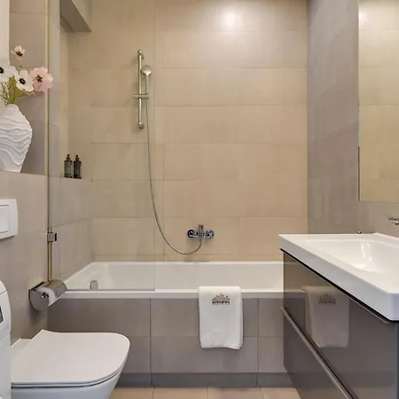 Appartamento Kwartal Kamienic By Downtown