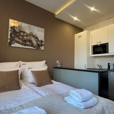 Kwartal Kamienic By Downtown Apartment *